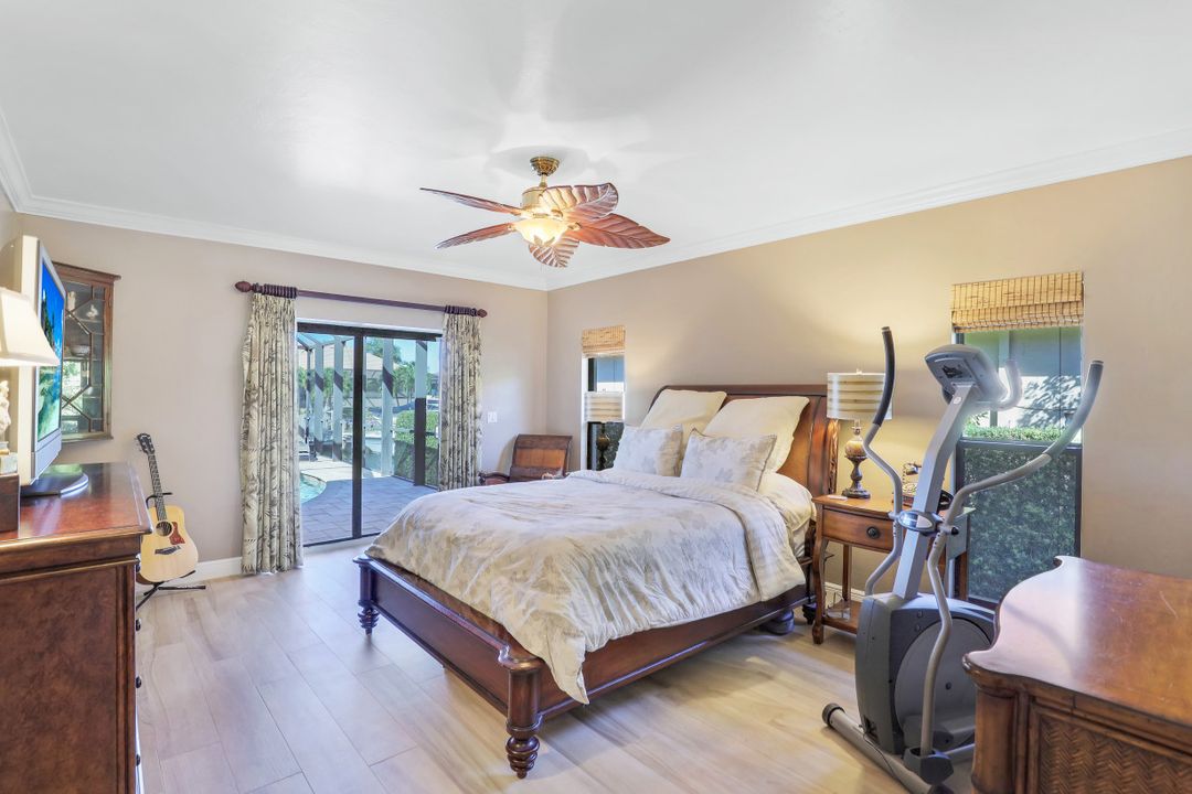 1160 Abbeville Ct, Marco Island, FL 34145