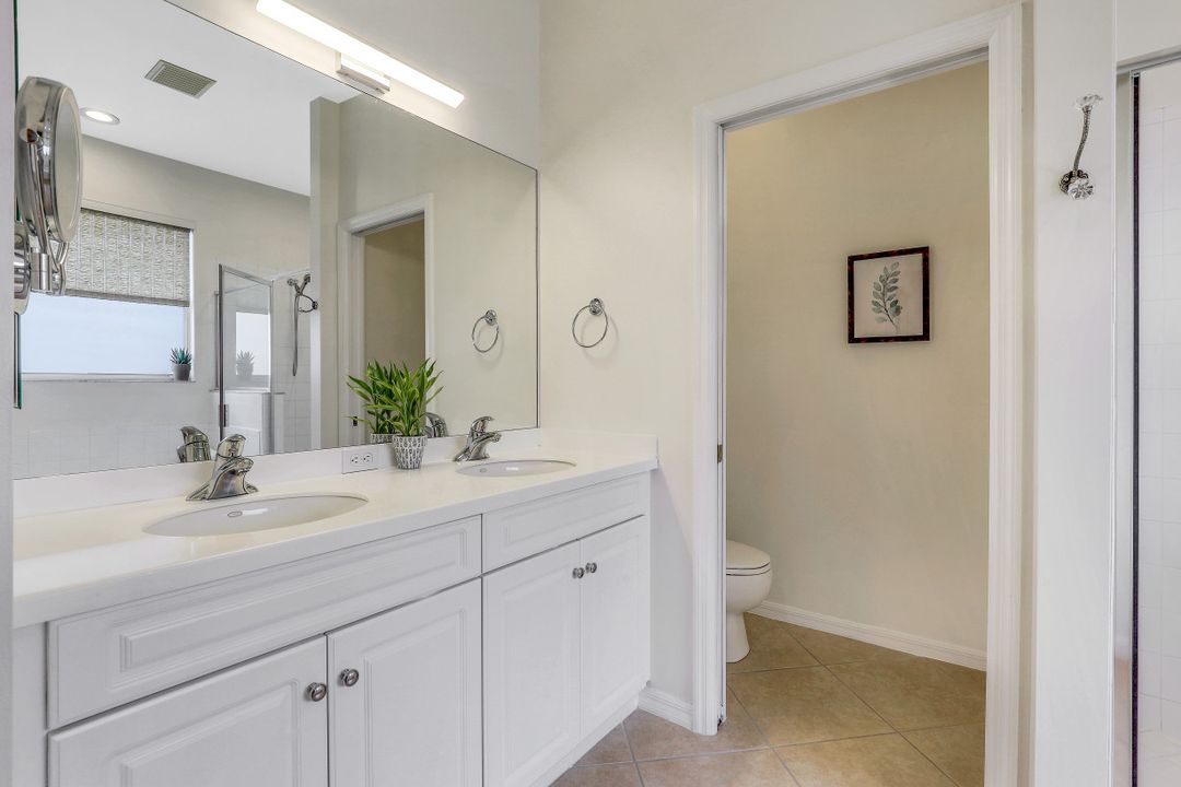 8392 Laurel Lakes Blvd, Naples, FL 34119