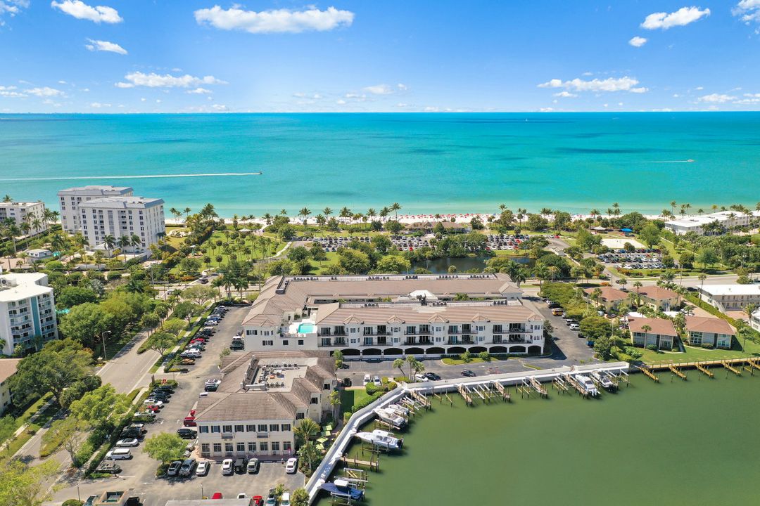 1400 Gulf Shore Blvd N #312, Naples, FL 34102