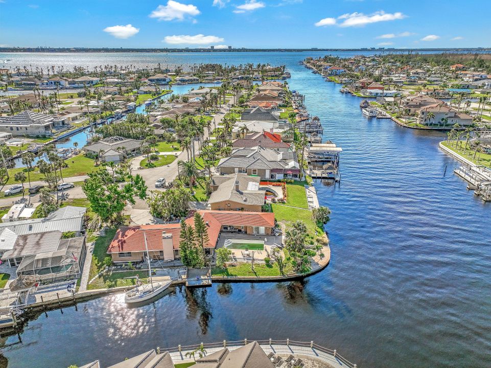 101 El Dorado Pkwy E, Cape Coral, FL 33904