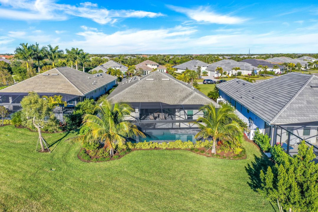 3224 Cotuit Ln, Naples, FL 34114