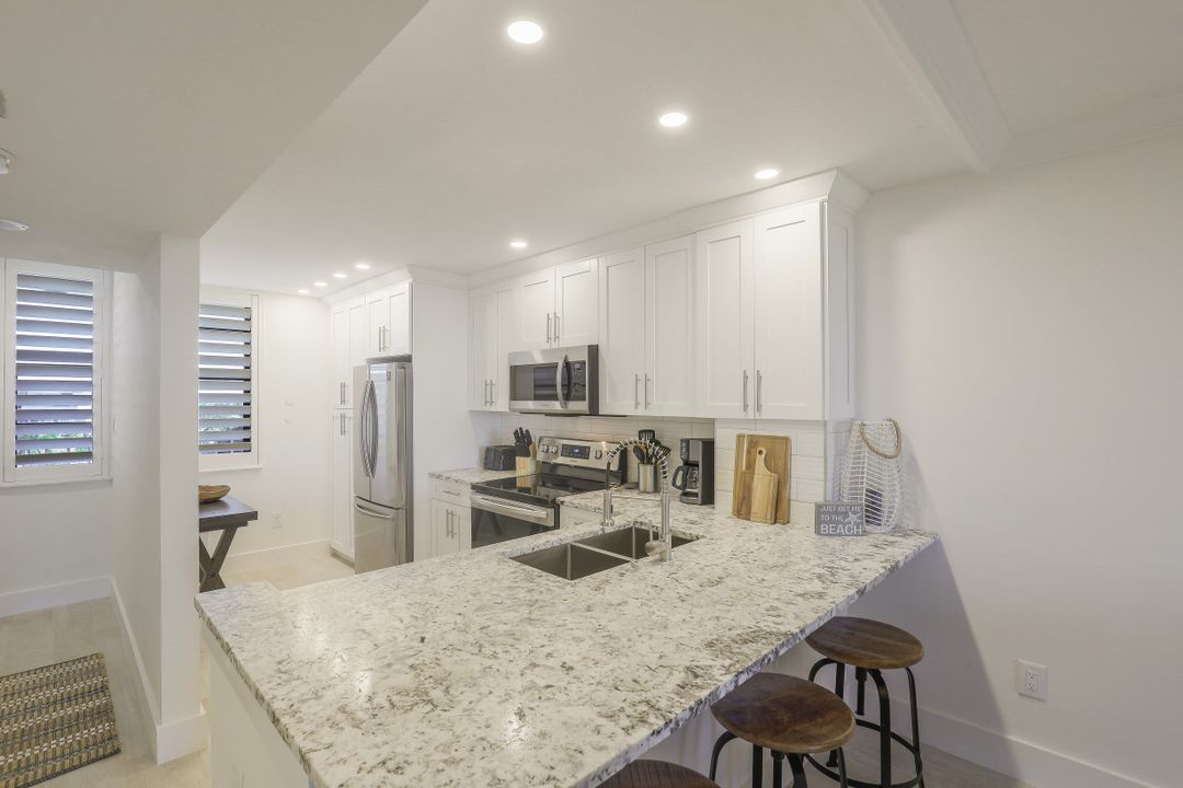 380 Seaview Ct #601, Marco Island, FL 34145