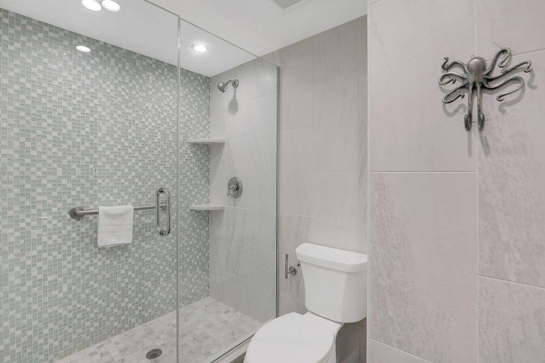 900 Broad Ave S #147, Naples, FL 34102