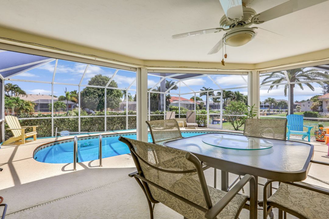 1927 SE 10th St, Cape Coral, FL 33990