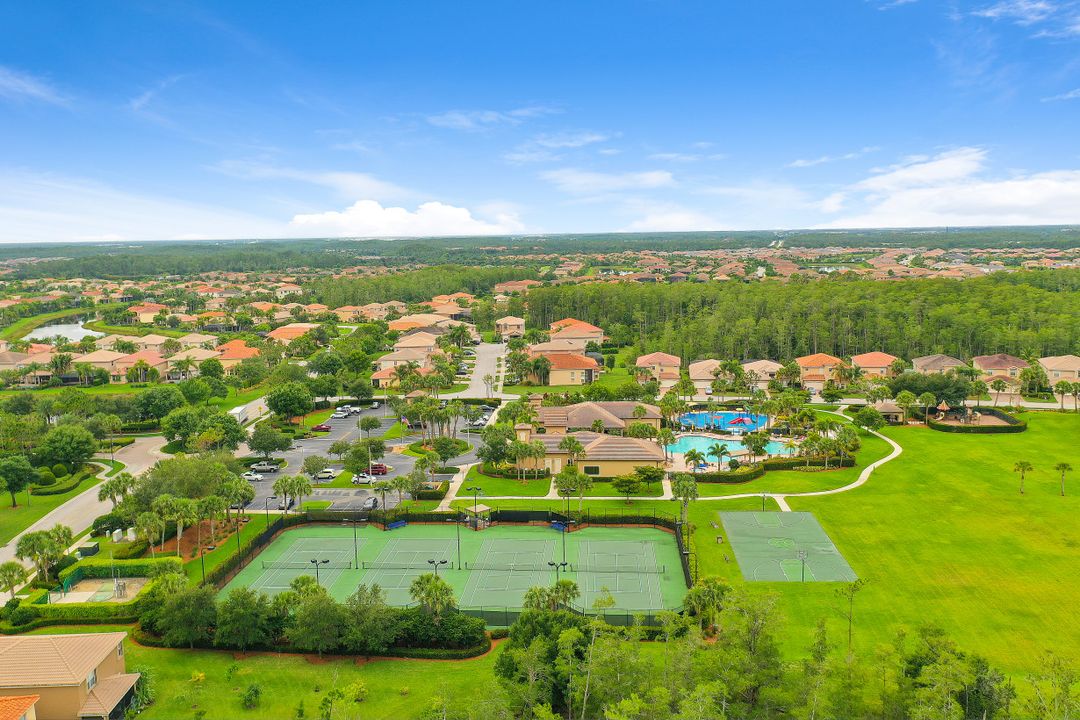 10119 Mimosa Silk Dr, Fort Myers, FL 33913