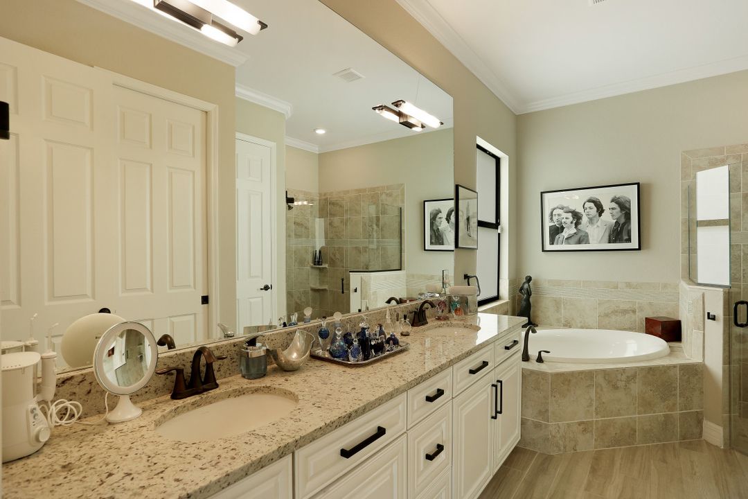 28004 Kerry Ct, Bonita Springs, FL 34135