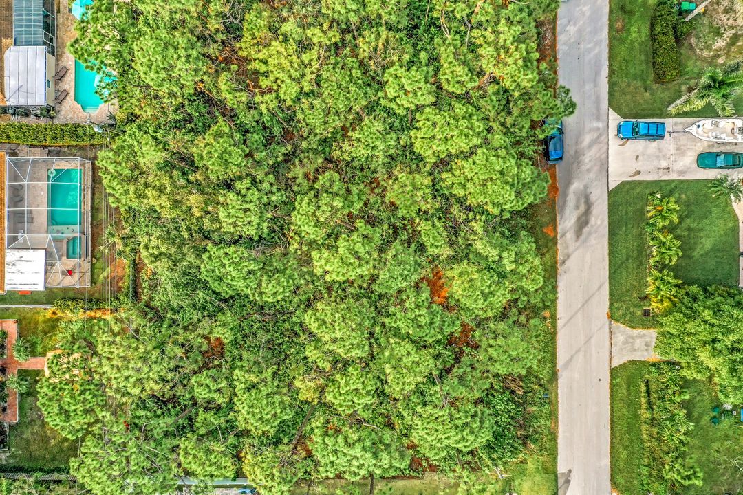 38 6th St, Bonita Springs, FL 34134