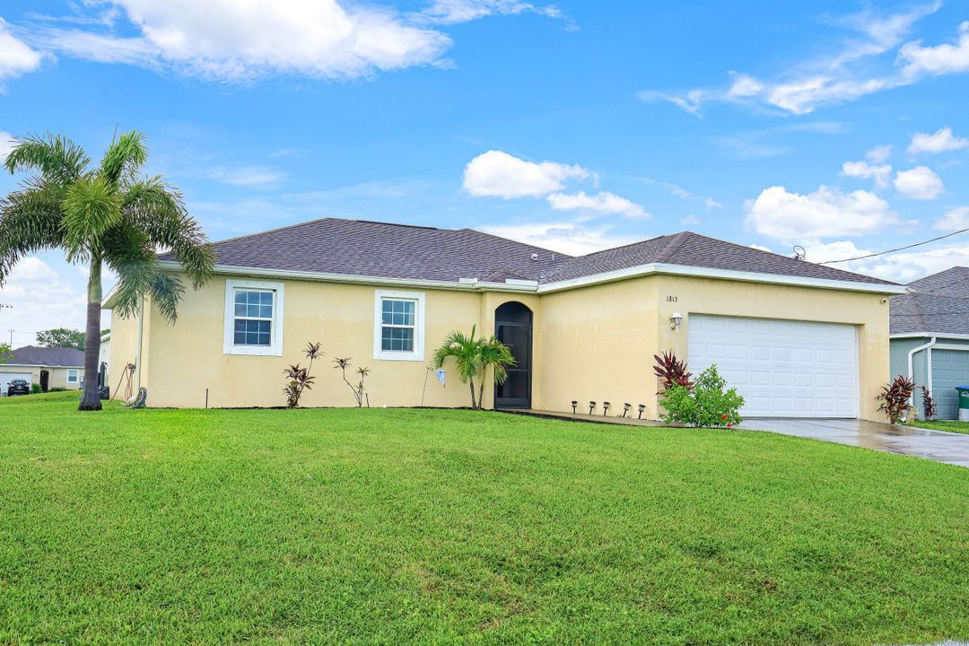 1813 NW 10th St, Cape Coral, FL 33993