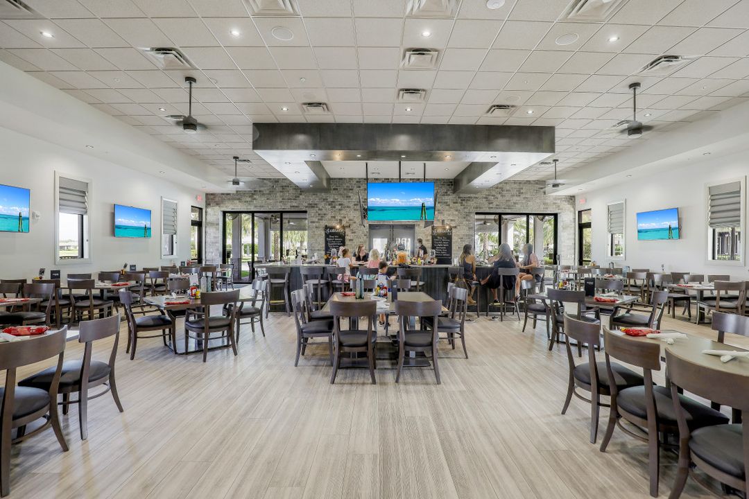 17441 Elkgrove Ln, Estero, FL 33928