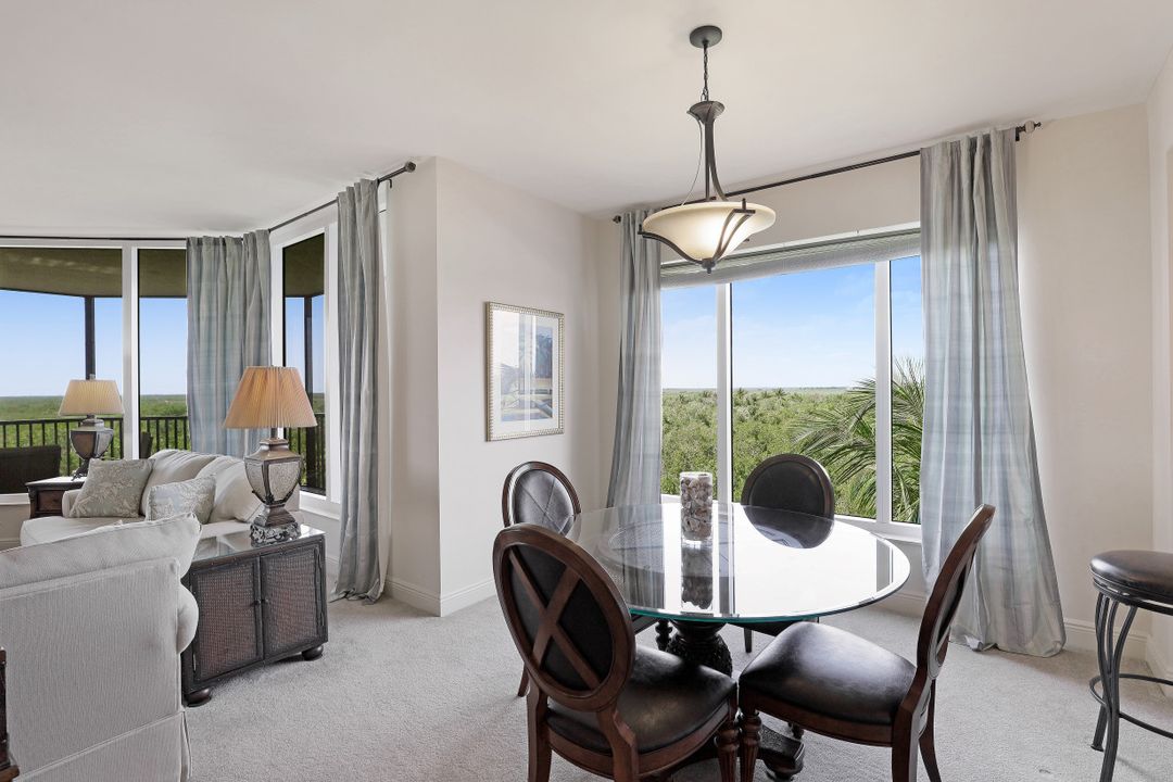 1065 Borghese Ln, Naples, FL 34114