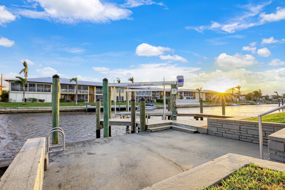 912 SE 46th St #202, Cape Coral, FL 33904