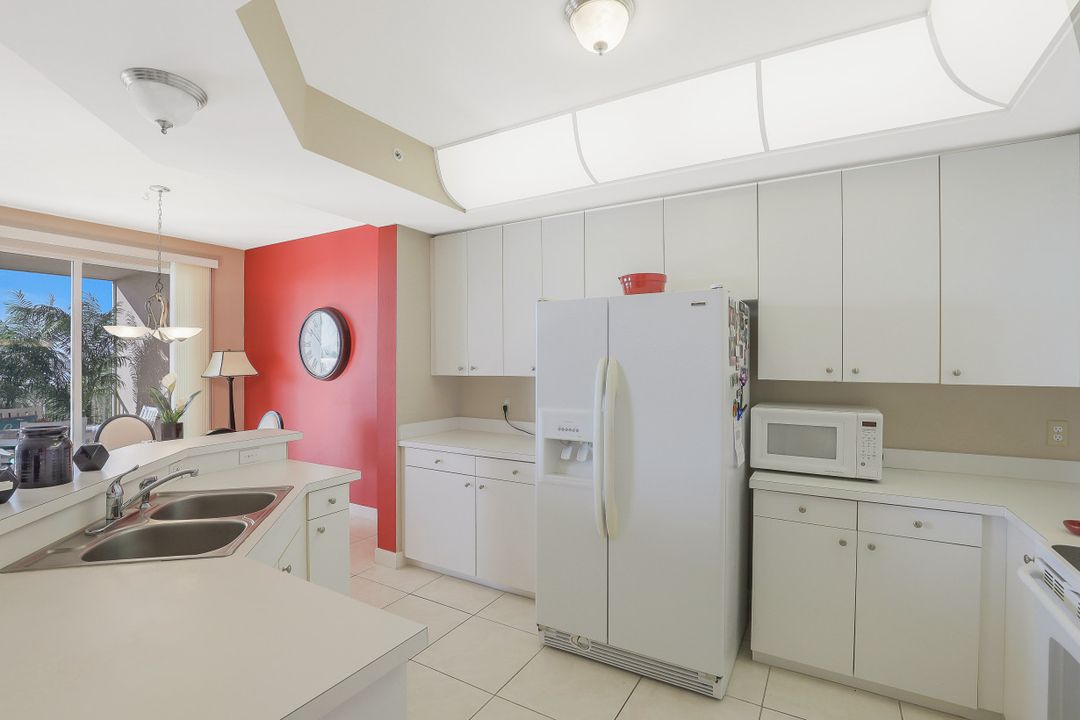 133 Vintage Bay Dr, Marco Island, FL 34145