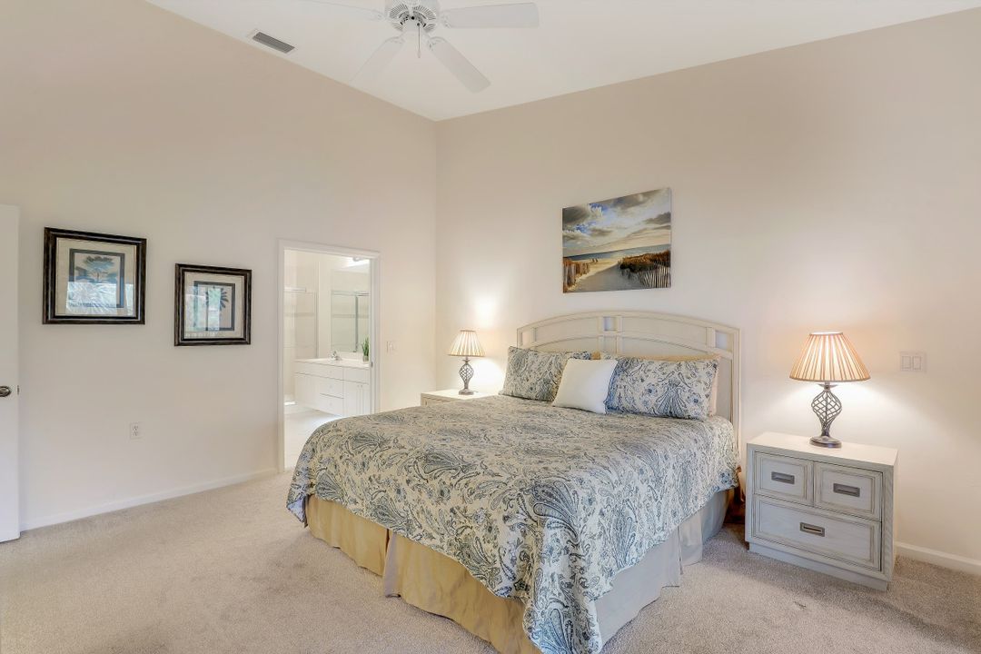 6830 Beach Resort Dr #4, Naples, FL 34114
