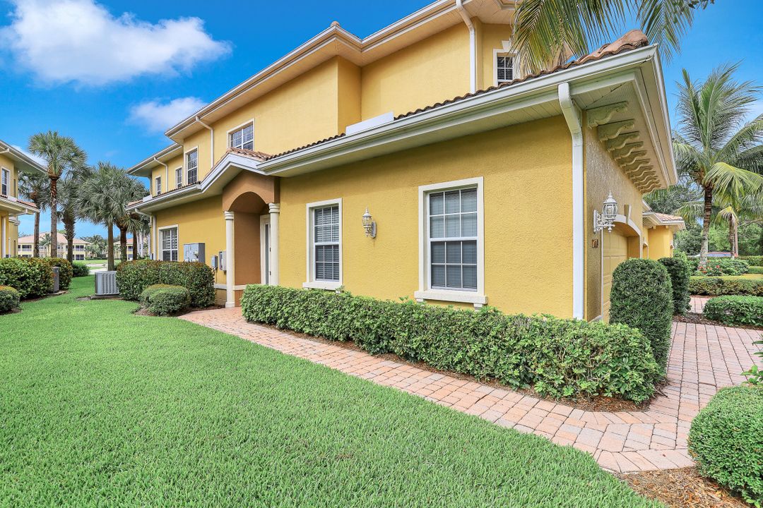 7164 Lemuria Cir #1603, Naples, FL 34109