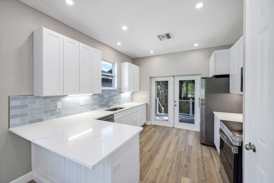 10004 Connecticut St, Bonita Springs, FL 34135