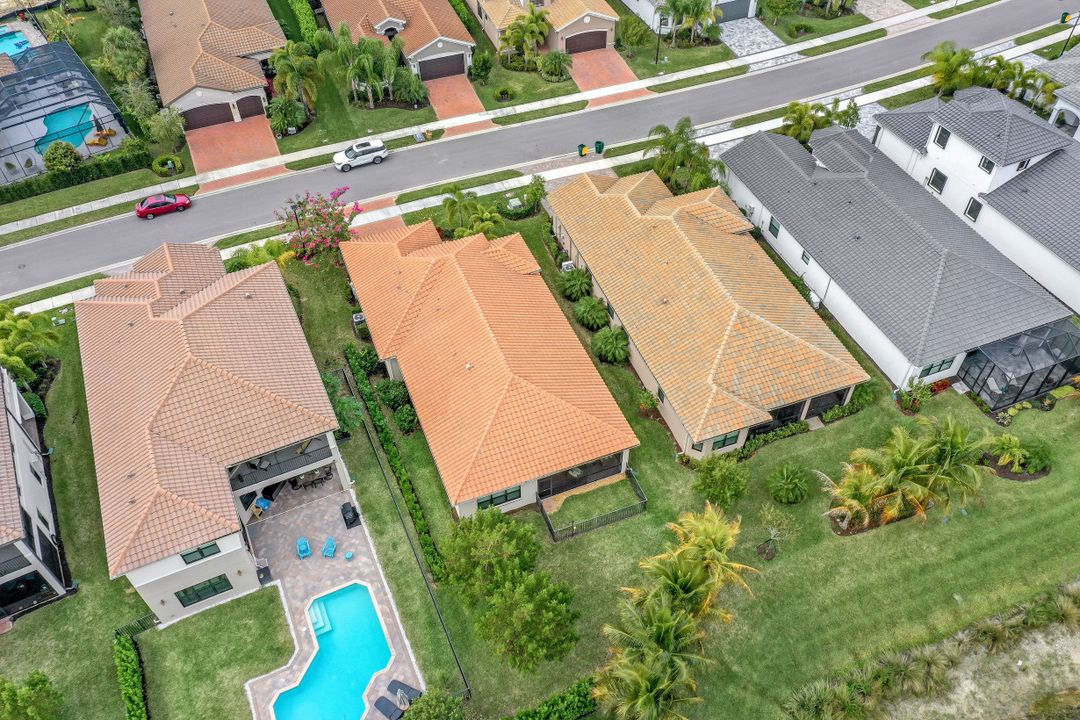 4554 Luminary Ave, Naples, FL 34119