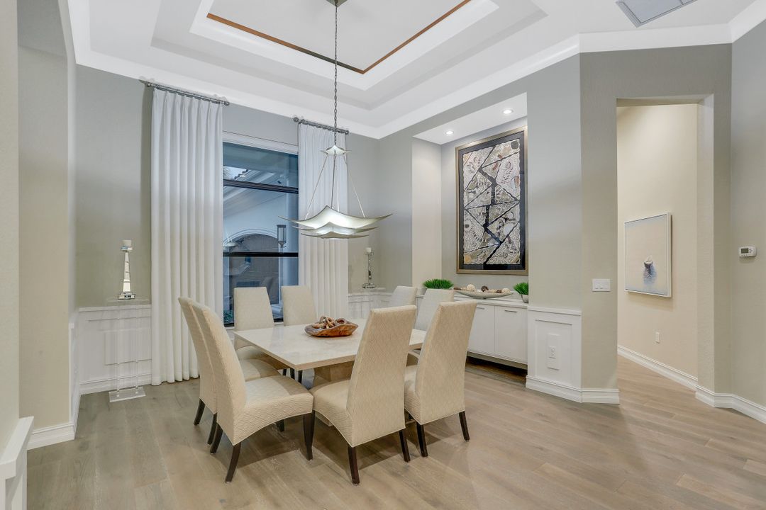 9105 Esplanade Blvd, Naples, FL 34119