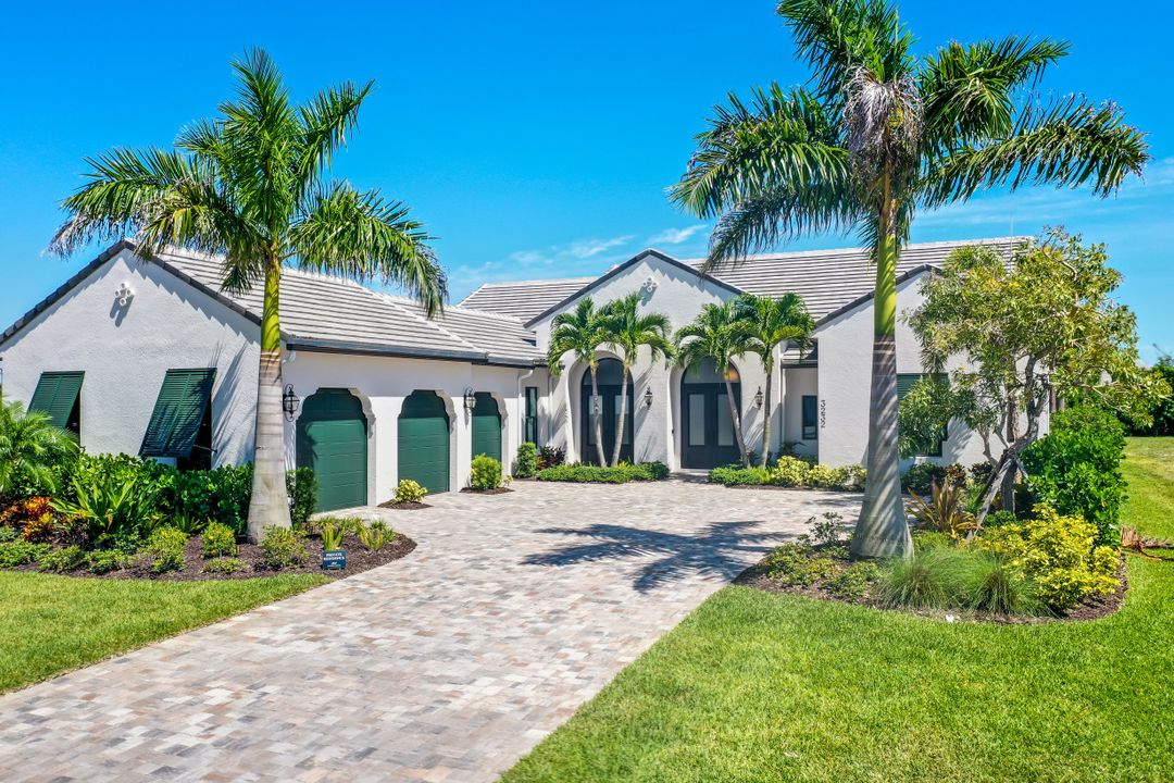 3232 Tavolara Ln, Naples, FL 34114
