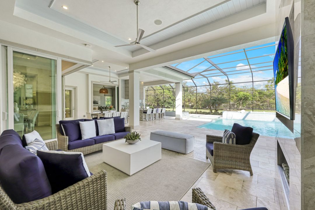 603 West St, Naples, FL 34108