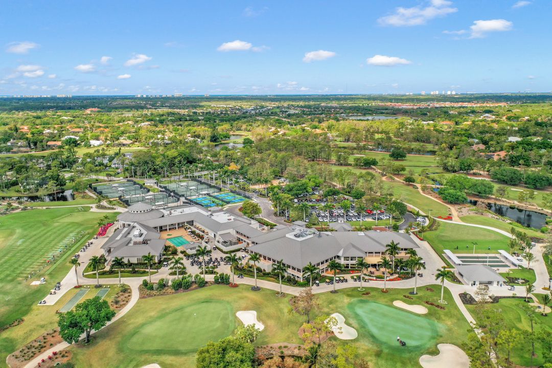 10030 Florence Cir, Naples, FL 34119