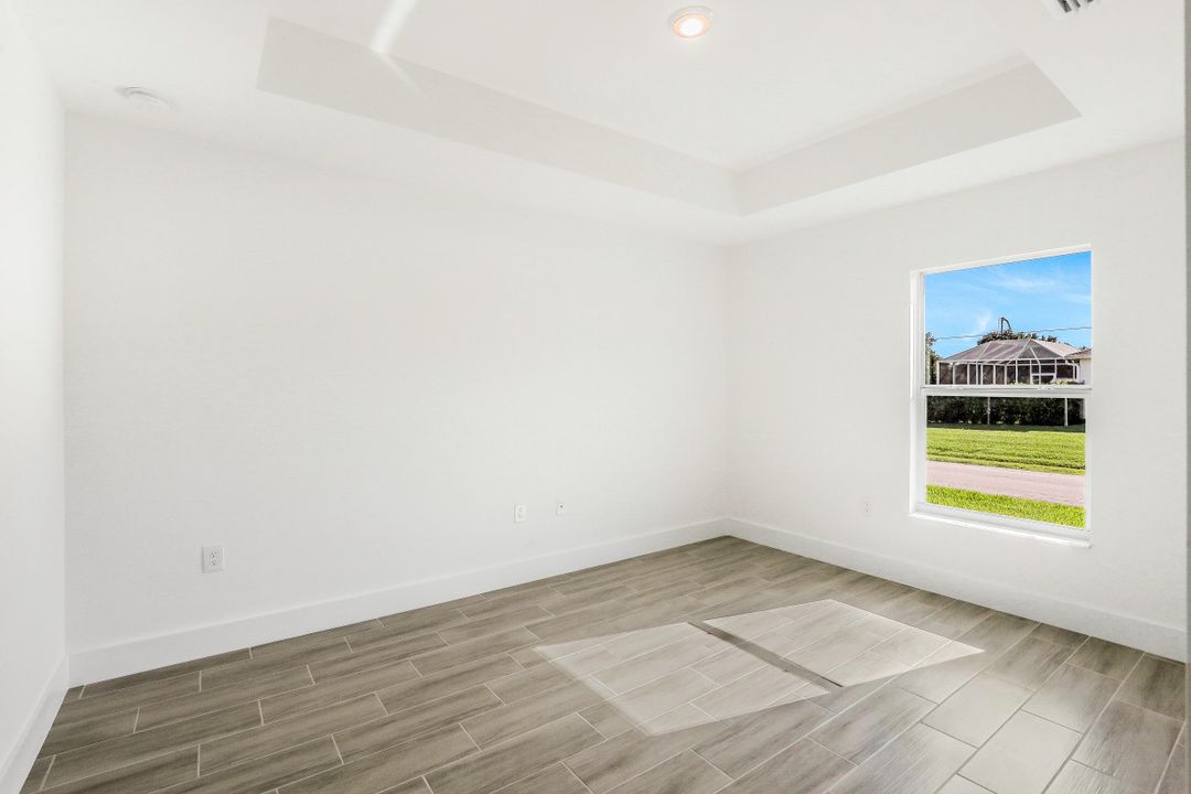 2900 51st St SW, Lehigh Acres, FL 33976