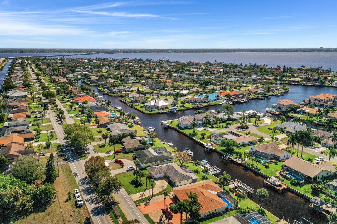 2108 Everest Pkwy, Cape Coral, FL 33904