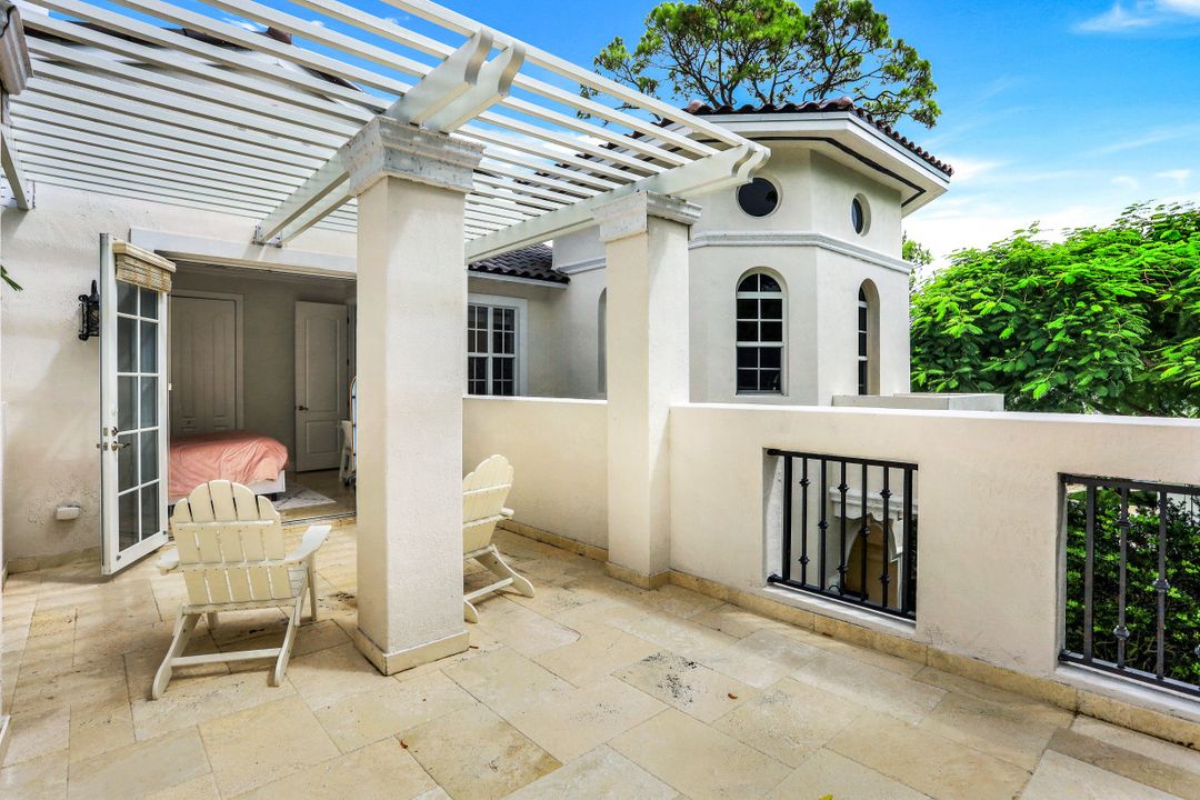 1539 Plasentia Ave, Coral Gables, FL 33134