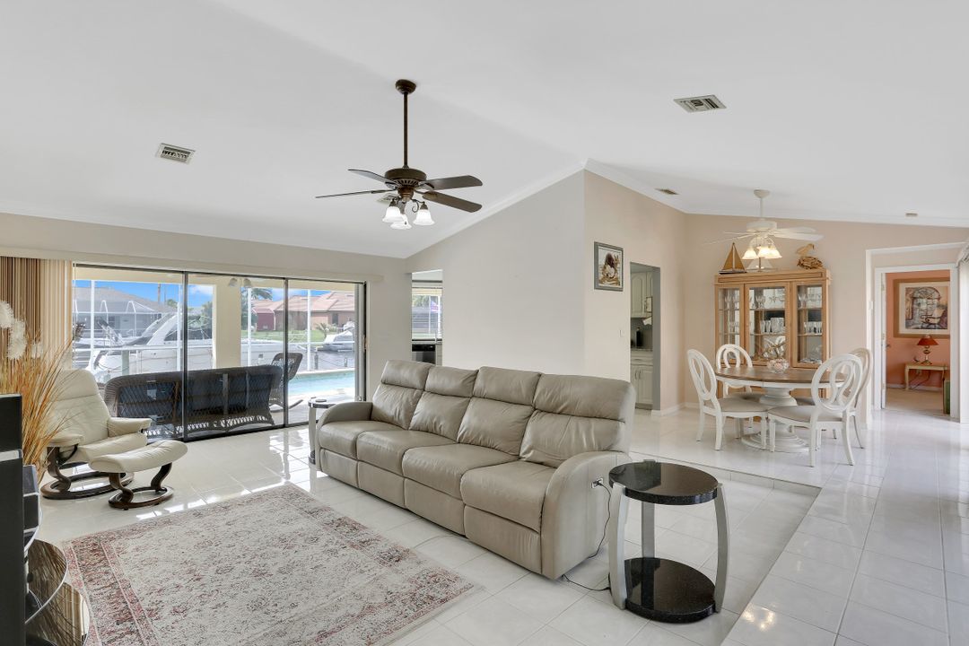 136 SW 38th Terrace, Cape Coral, FL 33914