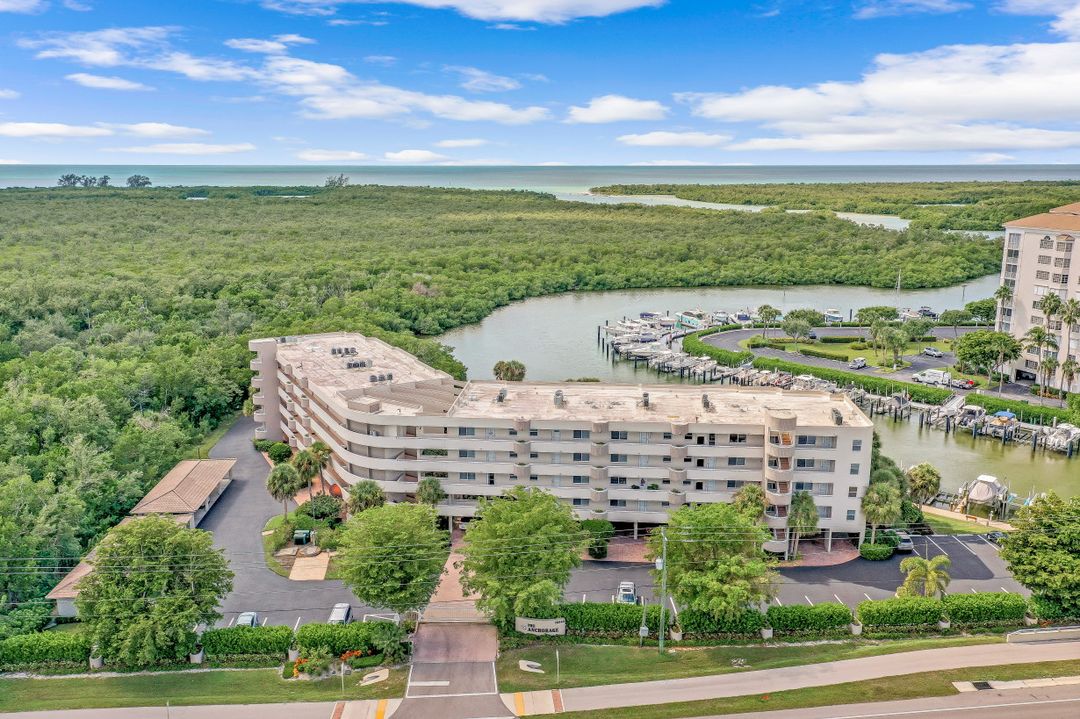 12945 Vanderbilt Dr #508, Naples, FL 34110