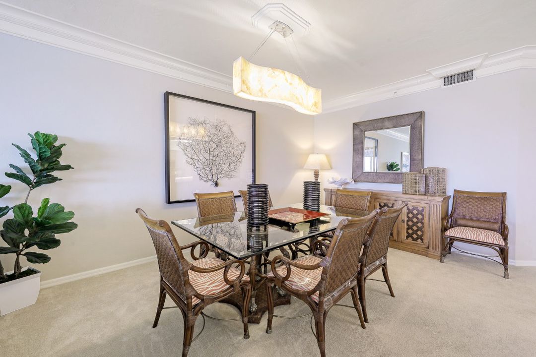 410 Flagship Dr #604, Naples, FL 34108