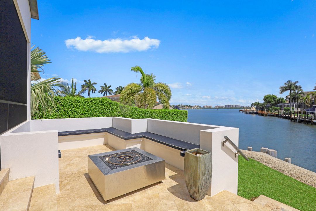 480 Parkhouse Ct, Marco Island, FL 34145