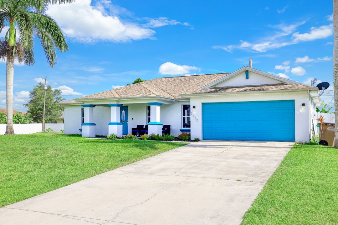 2030 NE 25th St, Cape Coral, FL 33909