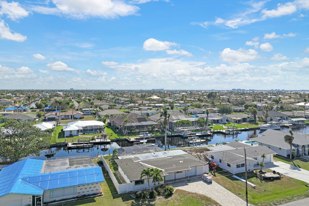 5243 SW 3rd Ave, Cape Coral, FL 33914