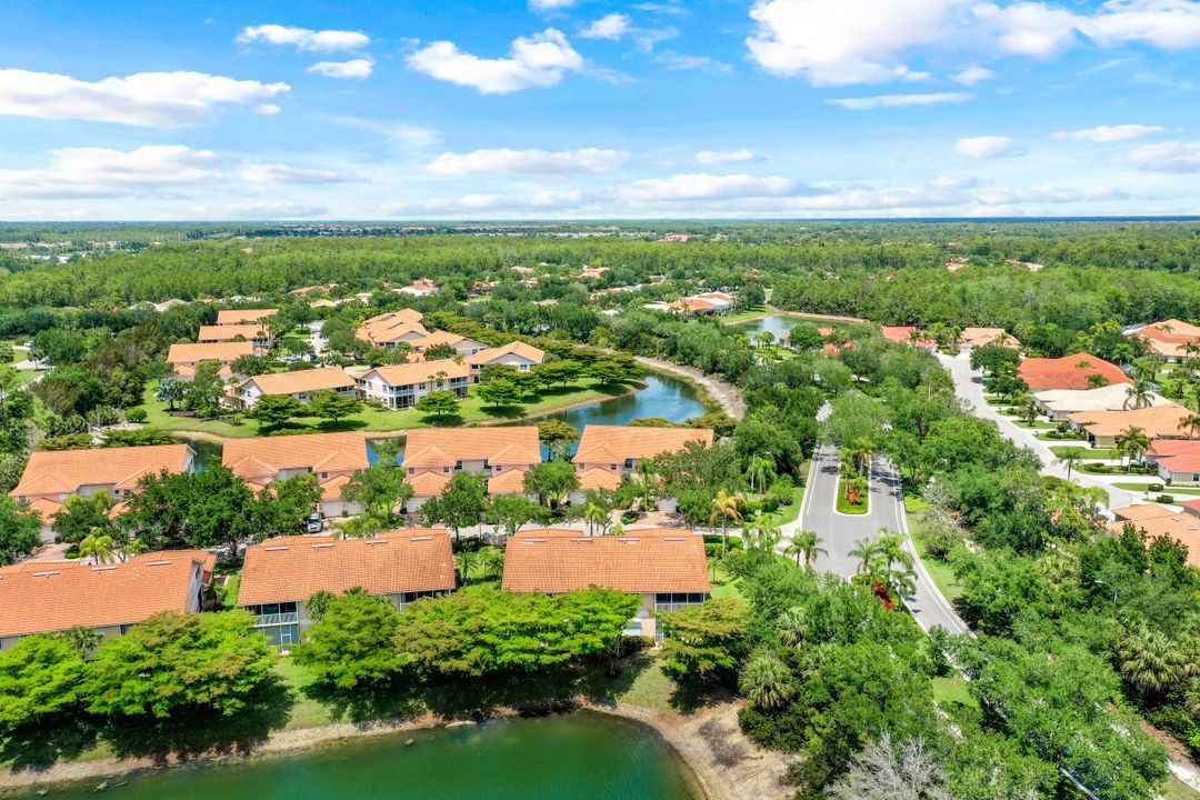 5610 Sherborn Dr #202, Naples, FL 34110