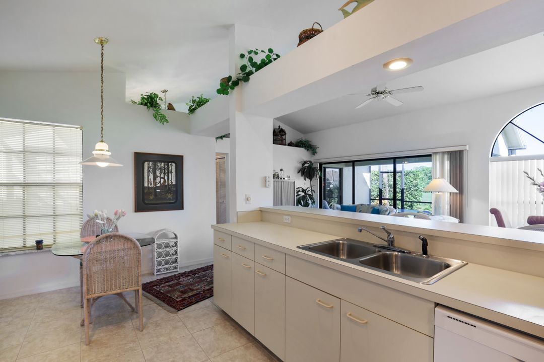 12727 Maiden Cane Ln, Bonita Springs, FL 34135