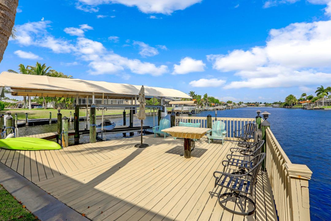 5239 SW 27th Ave, Cape Coral, FL 33914