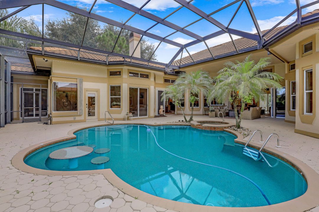 25060 Pennyroyal Dr, Bonita Springs, FL 34134