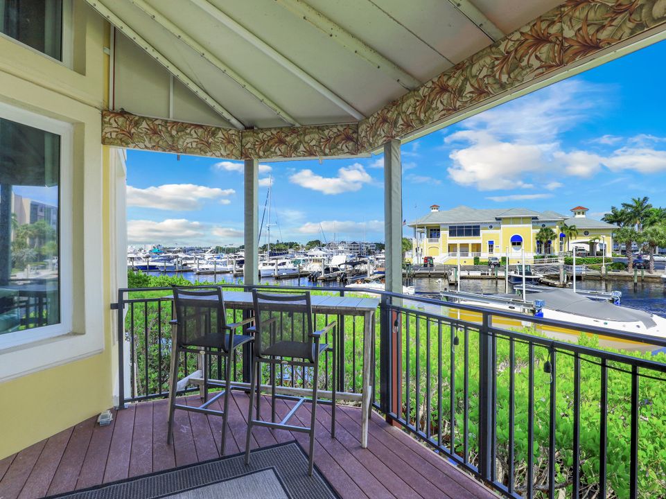 1305 Curlew Ave, Naples, FL 34102