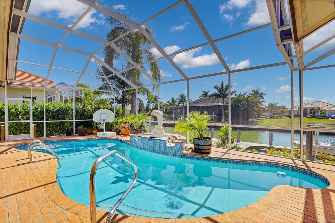 264 Rockhill Ct, Marco Island, FL 34145