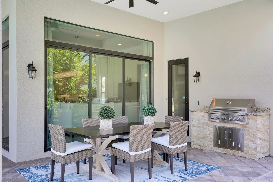 4600 Azalea Dr, Naples, FL 34119