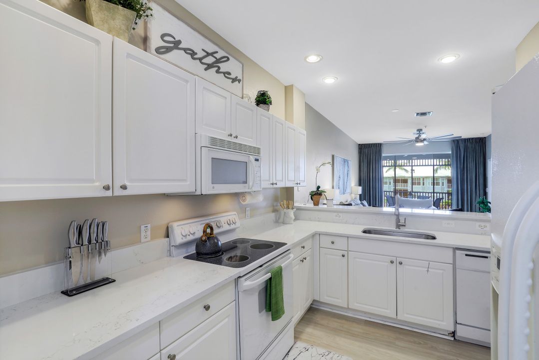 7880 Mahogany Run Ln #1622, Naples, FL 34113