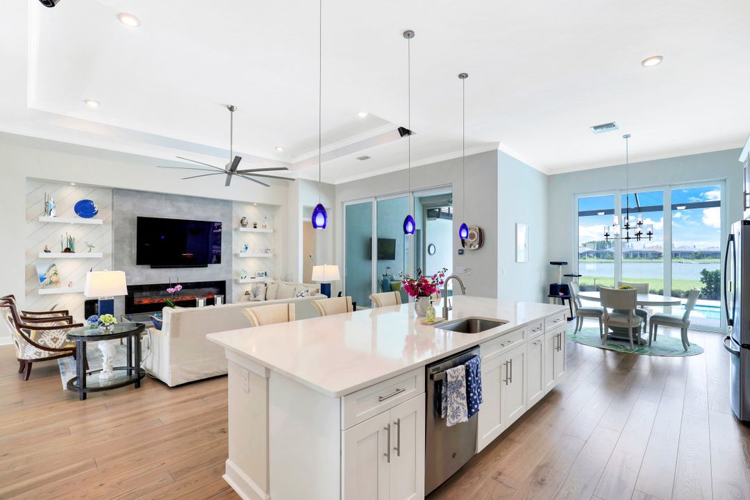 18389 WildBlue Blvd, Fort Myers, FL 33913