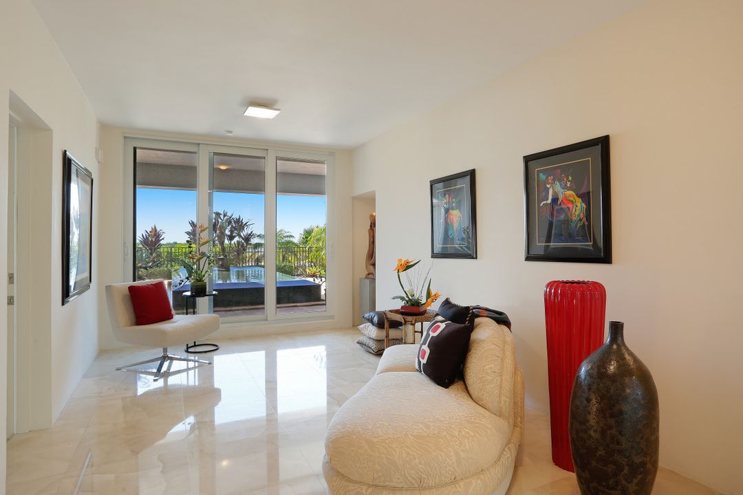 202 S Beach Dr, Marco Island, FL 34145