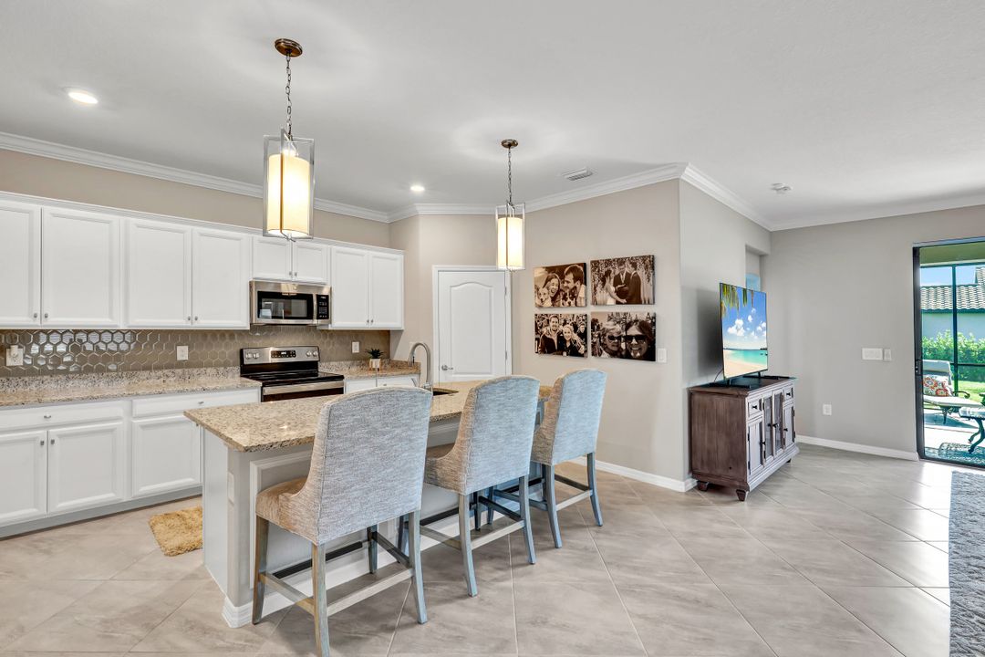 19801 Bittersweet Ln, Estero, FL 33928