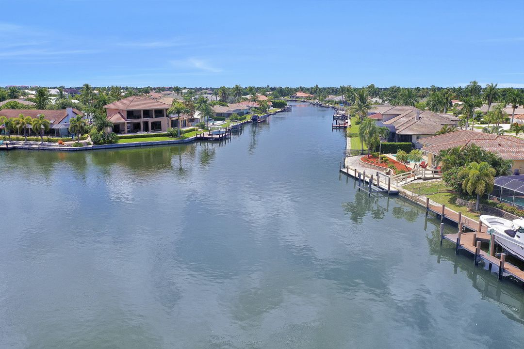 427 Nassau Ct, Marco Island, FL 34145