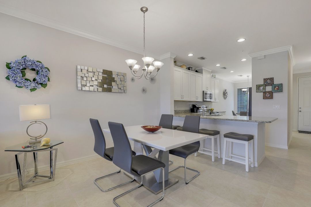 9441 Benvenuto Ct #101, Naples, FL 34119