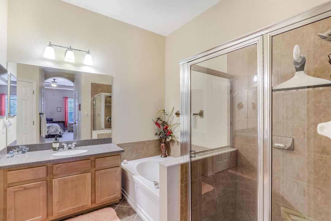13892 Cleto Dr, Estero, FL 33928