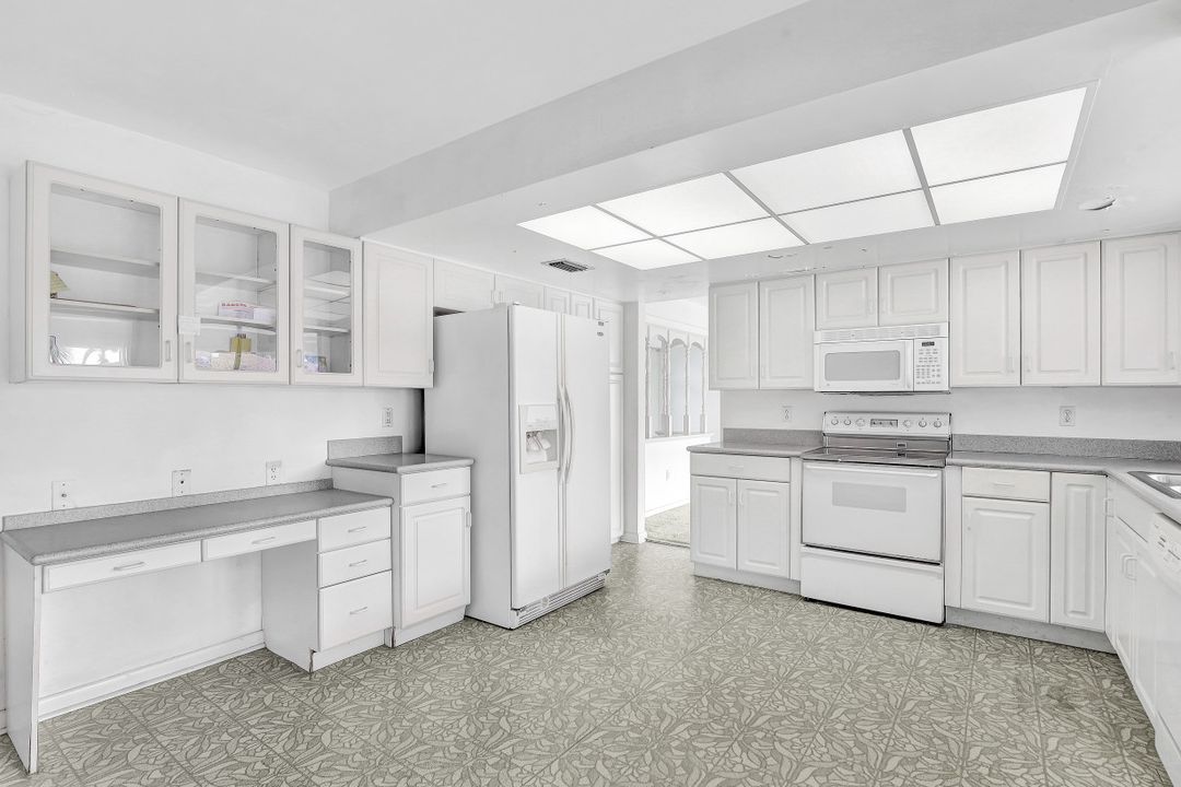 1359 Waikiki Ct, Marco Island, FL 34145