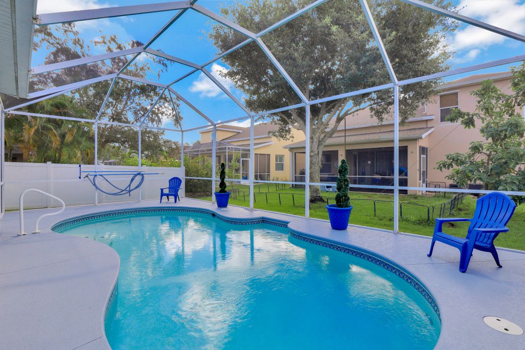 84 Burnt Pine Dr, Naples, FL 34119