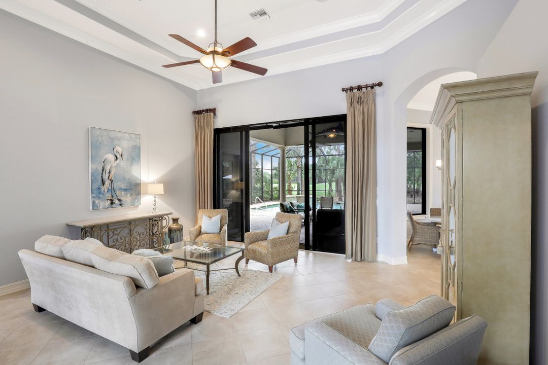 7413 Byrons Way, Naples, FL 34113